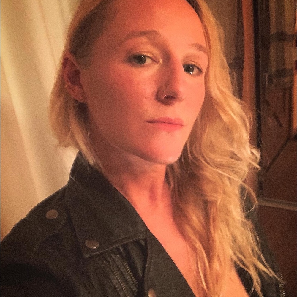 Meet your Posher, Jenny